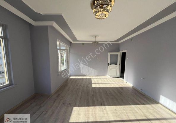 Ergünden Pirireiste İçi Sıfır Yapılı Ayrımutfak 2+1 Daire