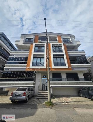 Remax Mid Balıkesir 2. Sakarya Mah. 2+1 Dublex Geniş Daire