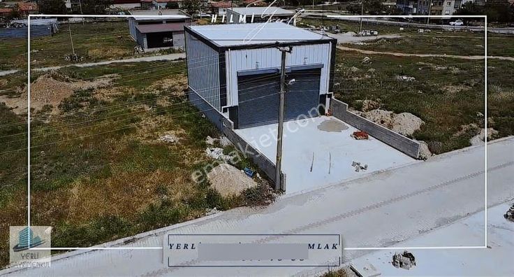 Yerli Gayrimenkul'den Yukarı Sanayi Sitesinde Satılık Dükkan