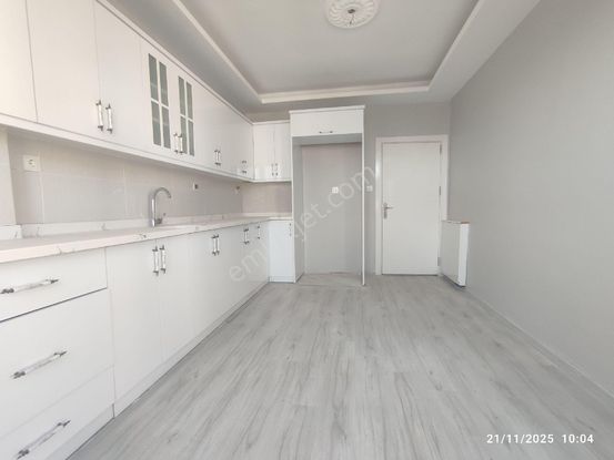 Yeni Mahallede Kiralık 3+1 Daire