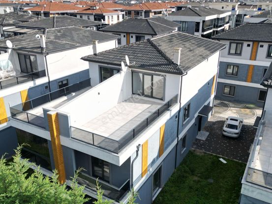 Adapazarı Yağcılar Tripleks Lüks Villa