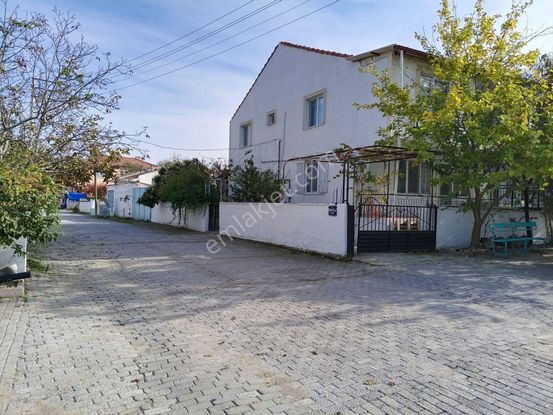 Komutan Emlaktan Poyracıkda 214 M2 İmarlı Arsa