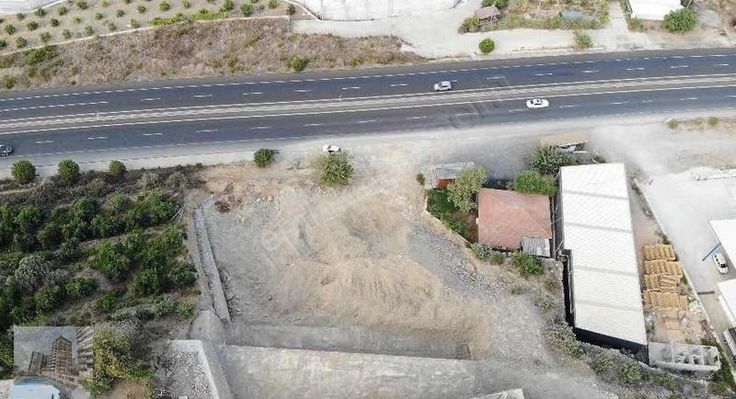 Alanya-gazipaşa D400 Yolu Üzerinde Ticari Arsa