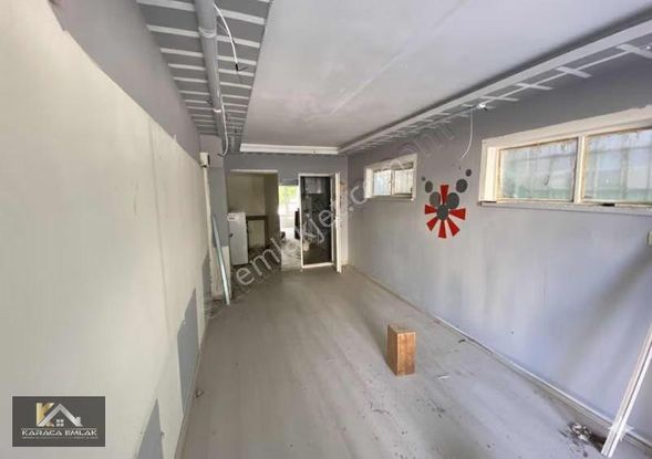 Yeşilyurtta Kiralık Dükkan