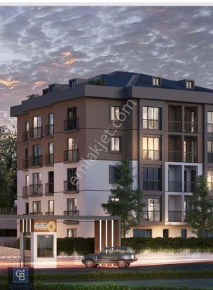 Arnavutköy Mustafa Kemal'de Satılık Sitede 1+1 Bahçeli Daire