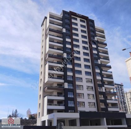 Serkent'te Cadde Üzerinde Sıfır Ultra Lüx 4+1 Daireler