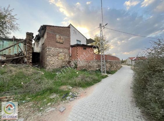 Su Emlak'tan Satılık Kelepir Köy Evi