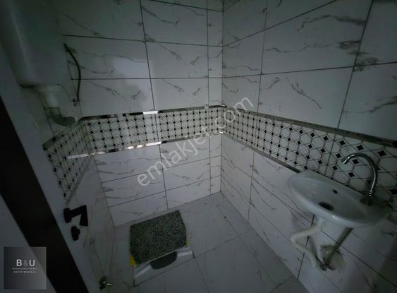 B&u Gayrimenkulden Bademlik Mah. Güzel Konumda 2+1 Kiralık Daire