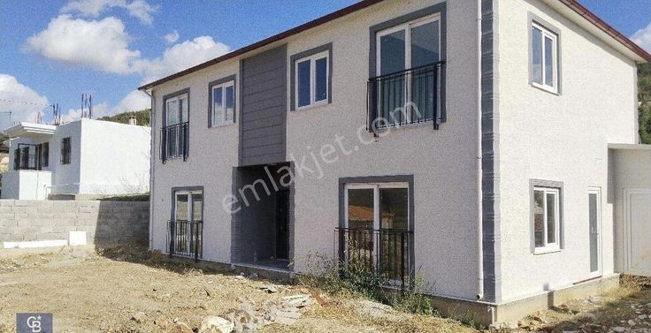 Kafacakaplancık Ta Sıfır Bahçeli 2 Kız Tripleks Müstakil Ev