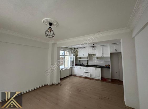 2k Emlaktan Şehir İçinde Satılık 2+1 Daire