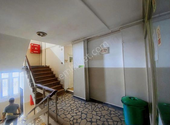 Bağcılar Meydan Da 55 M2 İç Dekorlu Masrafsız Dükkan