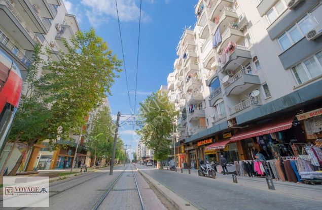 Kızıltoprak'ta Satılık 3+1 Daire