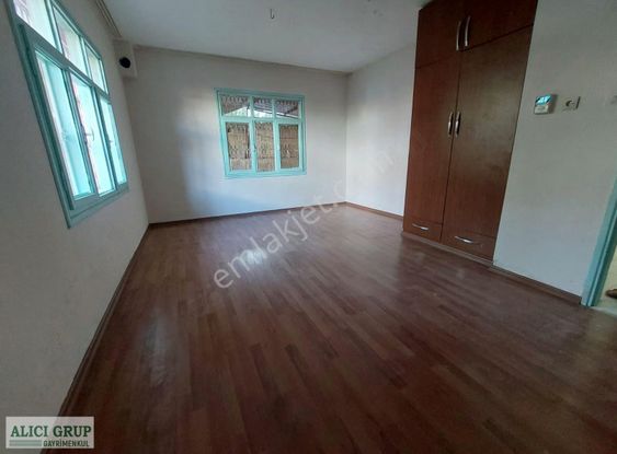 Erikçiler Mobilya Karşısın Da Kozan Yoluna 5 Dakika Yürüme Mesaf