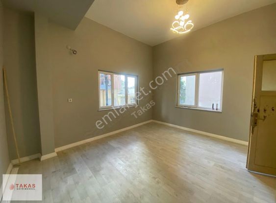 Denizmahallesi Yatırımlık 1+1 Geniş Tadilatlı