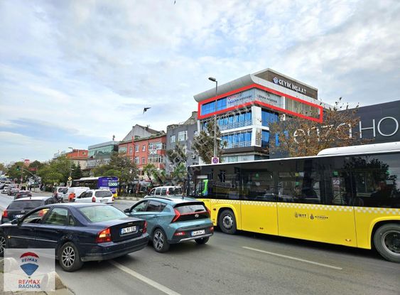 Sarıgazi Kaymakamlık Karşısı Net 160 M² Dubleks Ofis Katı
