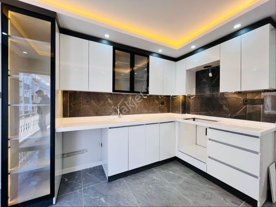 İbrahim Çelebi Mh. 3+1 Arakat Full Tadilatlı Karanlık Odasız Lüx Daire