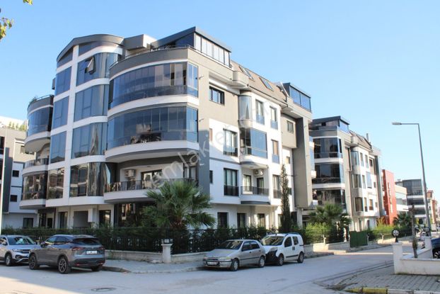 Mir'den Bahçelievler Baltaş Kon.özel Yapım Lüks 3+1 Daire