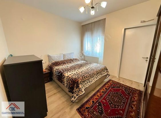 Ck'dan Şenesenevlerde Minibüs Cad. Yakın Balkonlu Sıfır 3+1