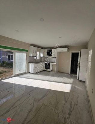 Lüks Site İçerisinde Bahçe Kullanımlı 1+1 Yeni Bina