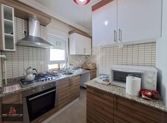 Yenigün Mah.migros Arkası Krediye Açık Arakat 2+1 100m2 Daire