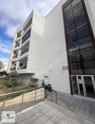 Bak Yapı 3+1 Satılık Bakımlı Daire