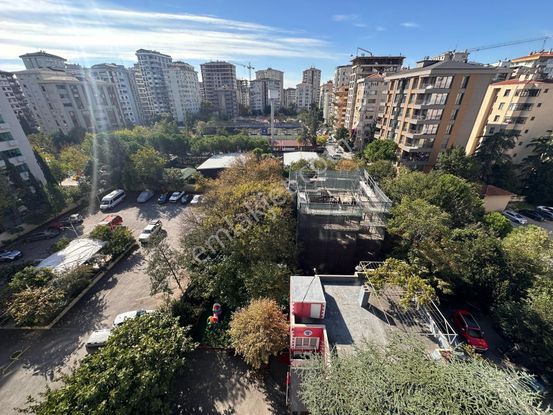 Tamiş'den Göztepe'de Cadde Üzerinde 3 Cepheli Çok Ferah7.kat 3+1