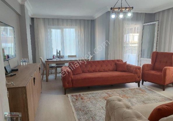 Kartal Karlıktepe Mah İçi Full Yapılı Geniş Kullanışlı 3+1