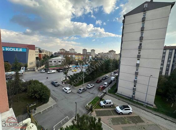 Esenkent Kamelya Evlerinde. Acil Satılık. 3+1. Daire