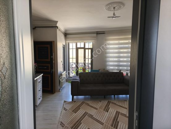 Gevaş Merkezde Kiralık Eşyalı 1+1 Daire