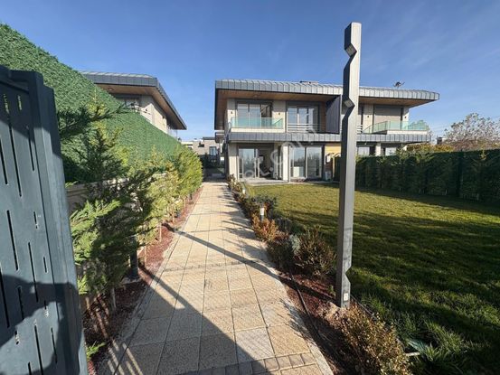 Selçuklu/buhara Mah . Akıllı Sistem Fırsat 7+1 Satılık Villa