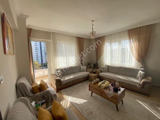 Mezitli Davultepe'de Bağımsız Mutfaklı 3+1 Satılık Daire