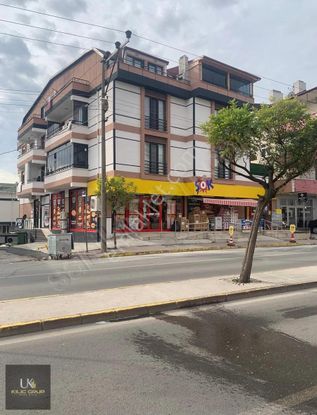 Merkezi Konumda, Kurumsal Kiracılı, Satılık Fırsat Dükkan..