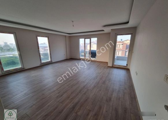 Bursa Nilüfer Üçevler'de Satılık 4+1 Daire