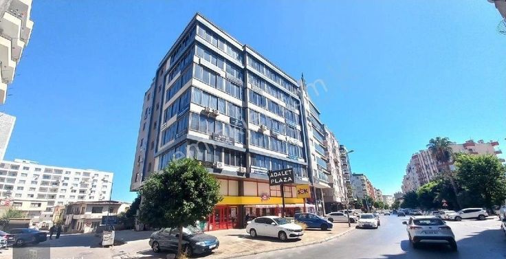 Mahmudiye Mahallesi'nde Cadde Üzerinde Satılık Yerimiz Mevcut