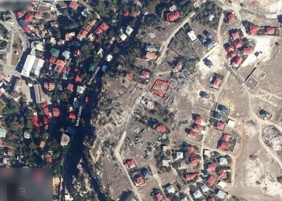 Gözne Mahallesinde Kaçırılmayacak Konut İmarlı Fırsat Arsa