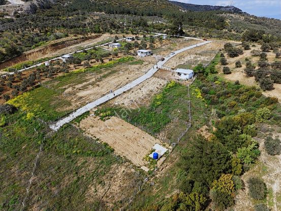 Novas'tan Çambel'de 500 M² Tapulu Elektrik Kullanılabilir Bahçe