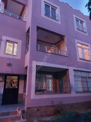 K. Dikilide Villa 4+1 Ve 2+1 Üç Katlı Müstakil Villa Ve Daire