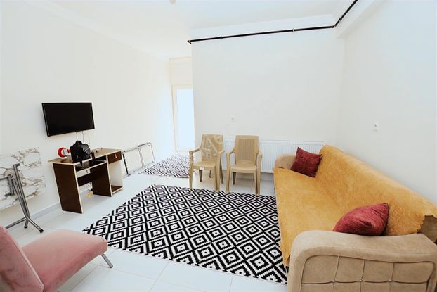 Burdur Ak Emlak'tan - Merkezde 1+1 50m² Balkonlu Daire