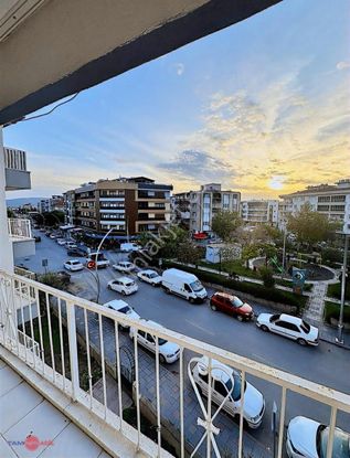 Mükemmel Konum Kaçmaz Fırsat Dairemiz Satılık