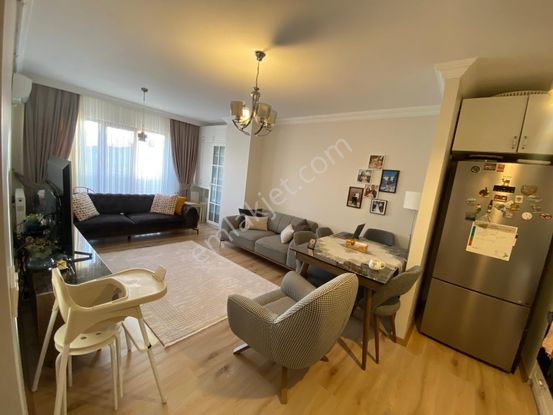 Tamiş'den Altıntepe Şekerbankta Minibüse Yakın 8 Yıllık 3.kat2+1