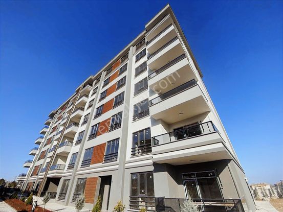 Sancak Mahallesi Novada Avm Yakını Site İçi Arakat 3+1 Daire