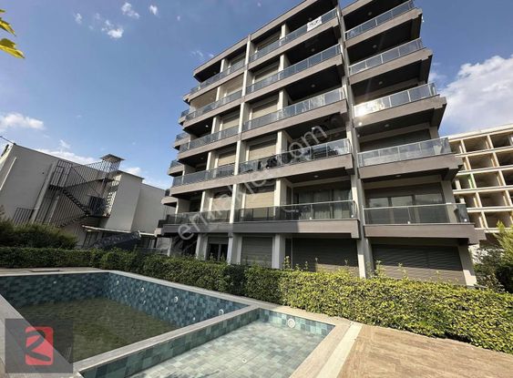 Radısson Otel Yanı Havuz Cepheli Oturuma Hazır 1+1 Satılık Daire