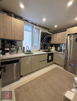 Kübra Yesiltepe Den Merkezi Konumda Ayrı Mutfaklı Satılık Daire