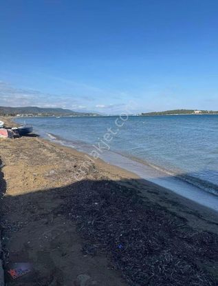Urla Atatürk Mahallesınde Denıze 15 M Mesafede Satılık Arsa