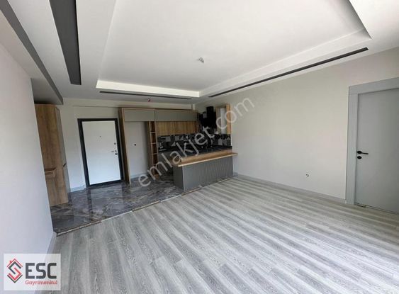 Esc'den Tömük'te Deniz Manzaralı 2+1 Daire Esc1616