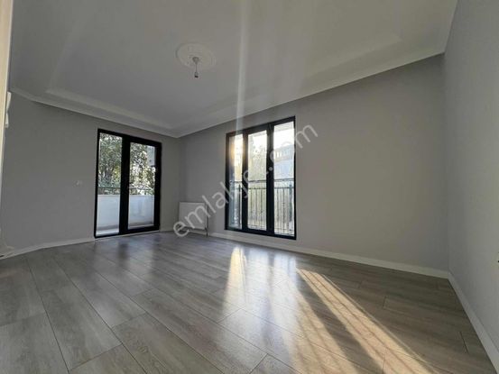 Net'den Marmaraya Yürüme Mesafesinde 3+1 110 M2 Arakat Daire