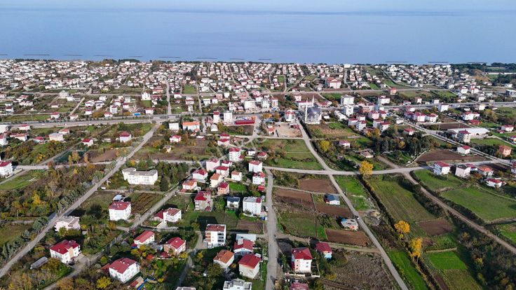 4 Kat İmarlı Anayola Yakın Komumda Arsa Atakum Çatalçam