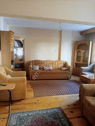 Işıl Emlak Dan Makü Yeşil Saha Karşısın Da Satılık Daire