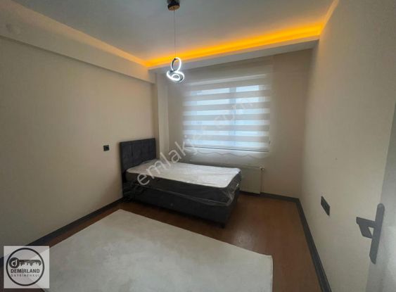 Demirland'dan Kiralık Ksb Üni. Karşısı 1+1 Sıfır Eşyalı Daire
