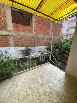 Turan Mahallesi Çarşı İçi Merkezde Daireye Ait Müstakil Bahçeli 2+1 Açık Mutfak Masrafsız Daire